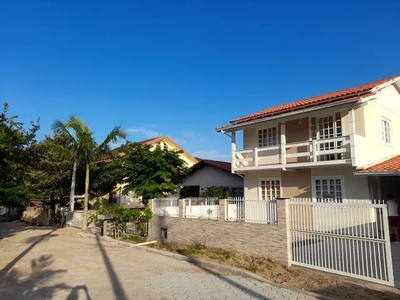 Casa com terreno e edícula em Palmas, Governador Celso Ramos