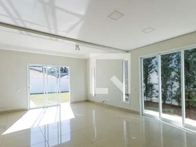 Casa de Condomínio para Aluguel - Parque Brasil 500n, 3 Quartos, 217 m2