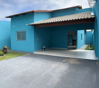 CASA DISPONÍVEL PARA VENDA