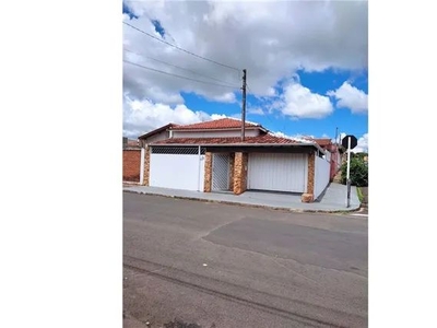 Casa para alugar em Vila Nossa Senhora De Fátima de 57.00m² com 2 Quartos e 1 Garagem