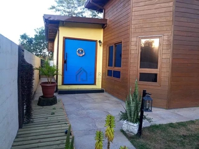 EXCELENTE OPORTUNIDADE!!! CASA 3 DORMITÓRIOS COM HIDROMASSAGEM E PISCINA