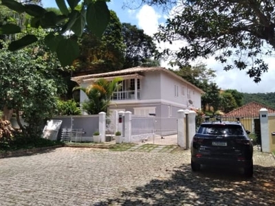 Nogueira/petrópolis/ 2 casas sendo 1 em condomínio. r$ 1.980.000,00