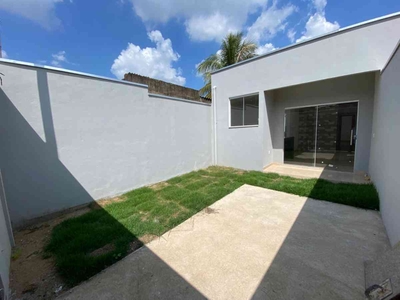 Casa com 2 quartos à venda no bairro Jardim Primavera, 100m²