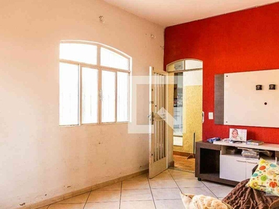 Casa com 3 quartos à venda no bairro Glória, 440m²