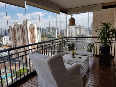 Apartamento em Sé, São Paulo/SP de 125m² 3 quartos à venda por R$ 1.899.000,00