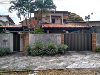 Casa em Candelária, Natal/RN de 323m² 6 quartos à venda por R$ 898.000,00