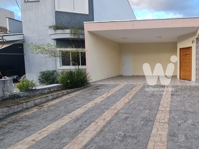 Casa em Crispim, Pindamonhangaba/SP de 170m² 3 quartos para locação R$ 3.500,00/mes