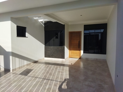 Casa em Jardim Colina Verde, Maringá/PR de 105m² 3 quartos à venda por R$ 414.000,00