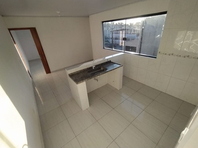 Conjunto em Jardim Cintia, Mogi das Cruzes/SP de 52m² 2 quartos para locação R$ 1.000,00/mes