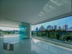 Apartamento em Barra da Tijuca, Rio de Janeiro/RJ de 147m² 4 quartos à venda por R$ 3.384.000,00