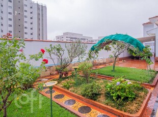 Casa 2 dorms à venda Rua Cotoxó, Perdizes - São Paulo