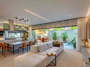 Casa com 3 quartos à venda no bairro Jardim Atlântico, 180m²