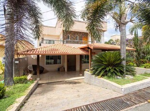 Casa com 4 quartos à venda no bairro Residencial Monte Verde, 250m²