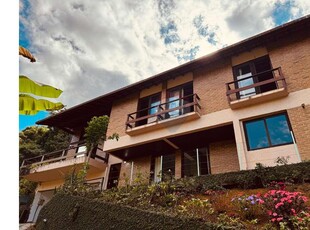 Casa em Albuquerque, Teresópolis/RJ de 170m² 3 quartos à venda por R$ 849.000,00