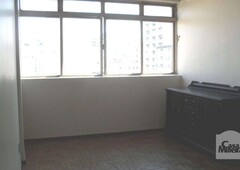 Apartamento com 3 quartos à venda no bairro Centro, 100m²