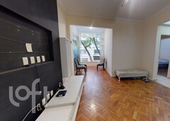 Apartamento à venda em Copacabana com 70 m², 2 quartos, 1 suíte