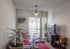 Apartamento à venda em Copacabana com 80 m², 2 quartos, 1 suíte, 2 vagas
