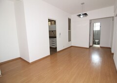 Apartamento à venda em Sagrada Família com 73 m², 3 quartos, 1 suíte, 1 vaga