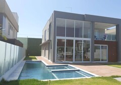 Casa com 6 dormitórios, 277 m² - venda por R$ 2.900.000,00 ou aluguel por R$ 5.871,67/dia