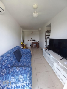 Apartamento à venda em Jacarepaguá com 60 m², 2 quartos, 2 suítes, 1 vaga