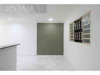 Apartamento com 2 quartos para alugar no bairro Jardim Utinga, 50m²
