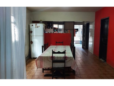 Casa em Cajueiro Seco, Jaboatão dos Guararapes/PE de 165m² 4 quartos à venda por R$ 279.000,00