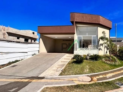 Cond. horizontal casa com 3 quartos à venda, 363.0m²