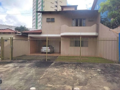 Sobrado com 3 quartos à venda, 415.0m²