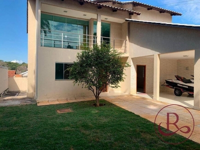 Sobrado com 4 quartos à venda, 480.0m²