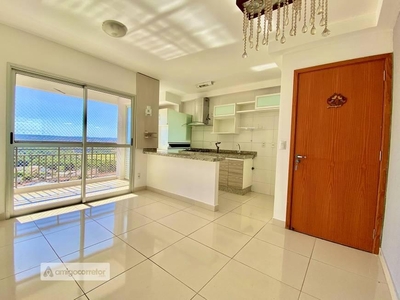 Apartamento com 2 quartos à venda, 56.0m²