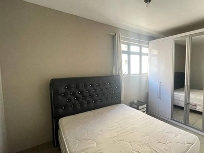 Apartamento com 3 quartos à venda, 65.0m²