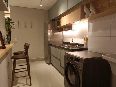 Apartamento com 3 quartos à venda, 76.0m²