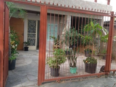 Casa com 1 quarto para alugar na rua itaboraí, jardim botânico, porto alegre, 110 m2 por r$ 3.000