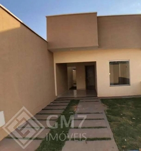 Casa com 2 quartos à venda, 180.0m²