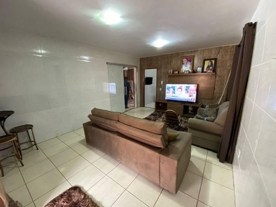 Casa com 2 quartos à venda, 460.0m²