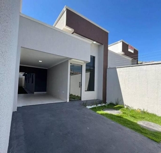 Casa com 3 quartos à venda, 116.0m²