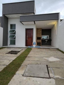 Casa com 3 quartos à venda, 186.0m²