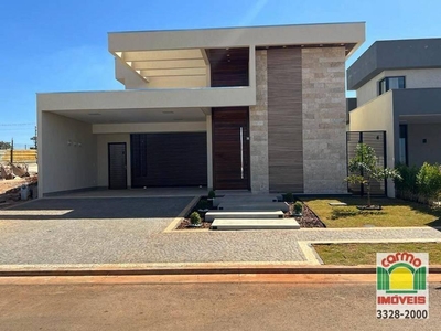 Casa com 3 quartos à venda, 360.0m²