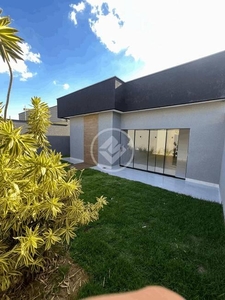 Cond. horizontal casa com 3 quartos à venda, 300.0m²