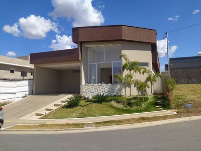 Cond. horizontal casa com 3 quartos à venda, 363.0m²