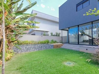 Cond. horizontal casa com 5 quartos à venda, 406.0m²