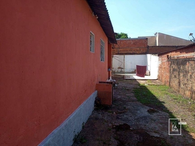 Casa com 2 Quartos e 1 banheiro à Venda, 100 m² por R$ 206.000