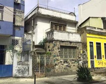 Casa para aluguel possui 382 metros quadrados com 5 quartos em Botafogo - Rio de Janeiro