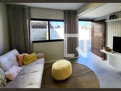 Casa de Condomínio para Aluguel - Cachoeira do Bom Jesus, 2 Quartos, 150 m2