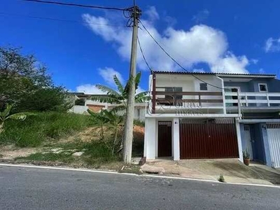 Casa mobiliada para aluguel no Vale das Palmeiras com 3 quartos - Macaé/RJ