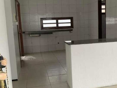 Vendo Casa pronta Bairro Jardim Gonzaga, espaço amplo, solta em todas as laterais Terreno