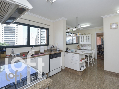 Apartamento à venda em Chácara Klabin com 190 m², 4 quartos, 3 suítes, 3 vagas