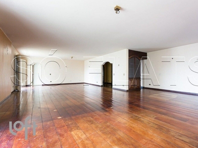Apartamento à venda em Sumaré com 468 m², 4 quartos, 2 suítes, 3 vagas