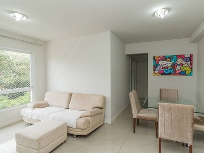 Apartamento com 2 Quartos e 2 banheiros para Alugar, 68 m² por R$ 2.000/Mês