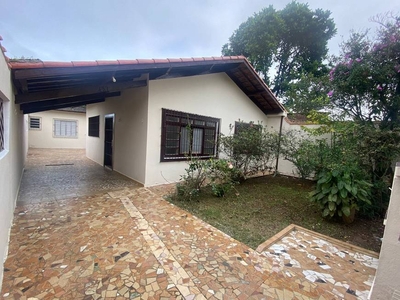 Casa com 2 Quartos e 2 banheiros à Venda, 100 m² por R$ 360.000